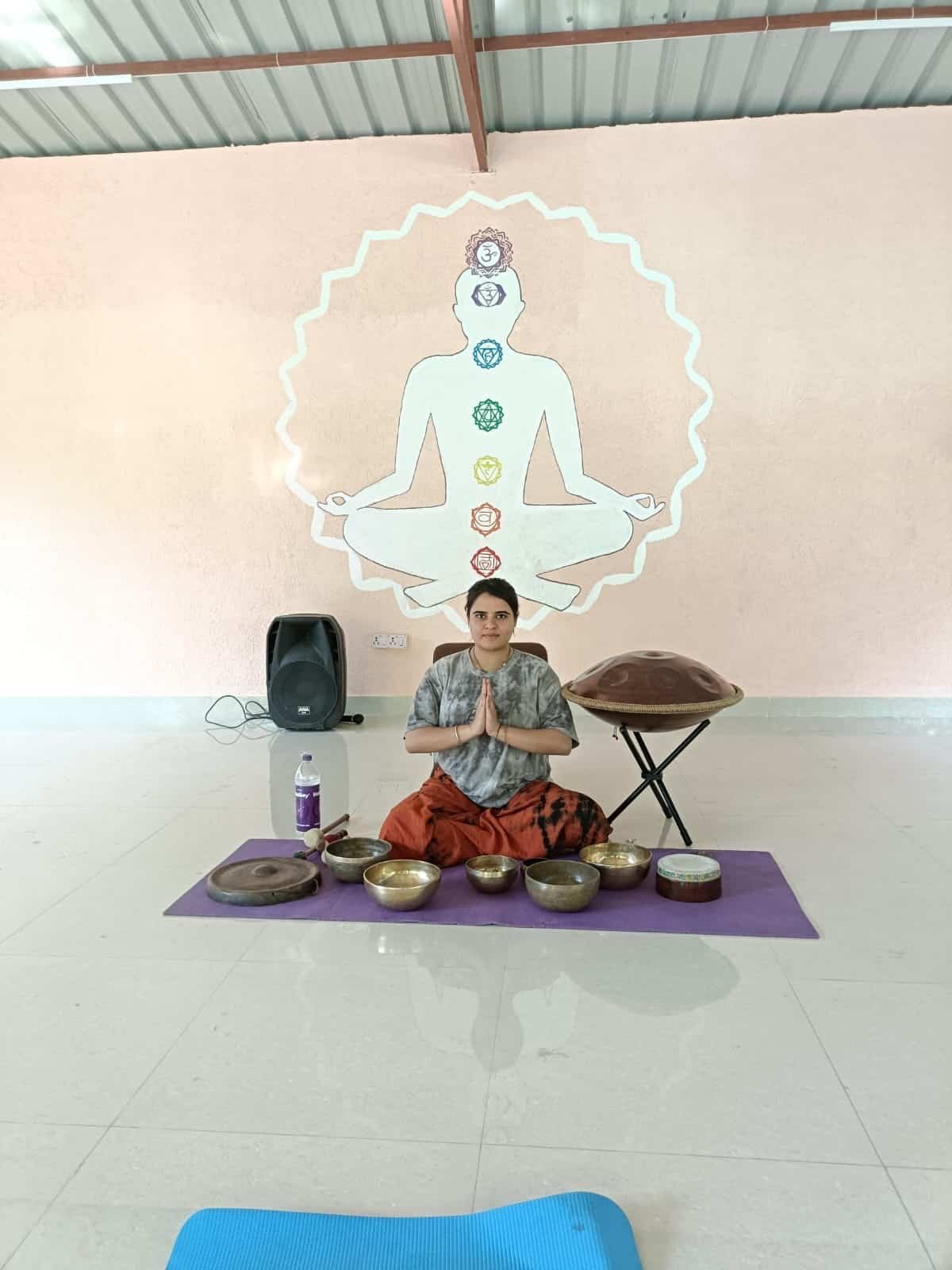 You are currently viewing Sound Healing in Rishikesh: A Transformative Experience at Tarang Yoga Ashram