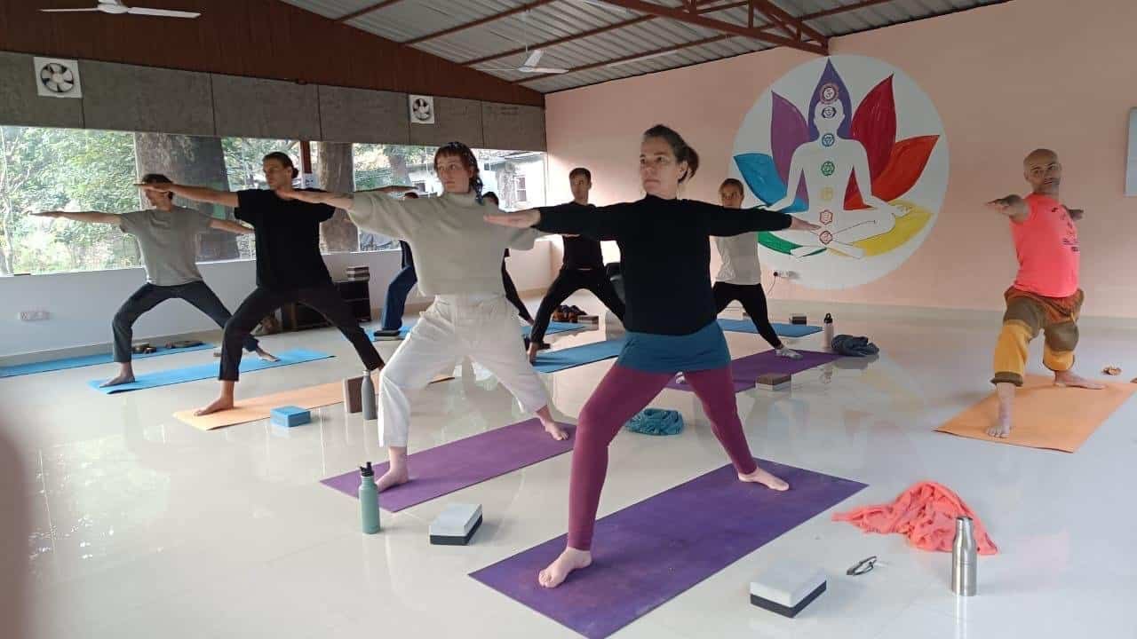 Read more about the article Awaken Your Spirit: The Fusion of Yoga and Satvik Food in Rishikesh