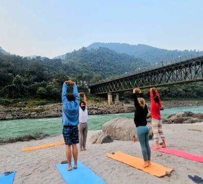 yoga school in rishikesh